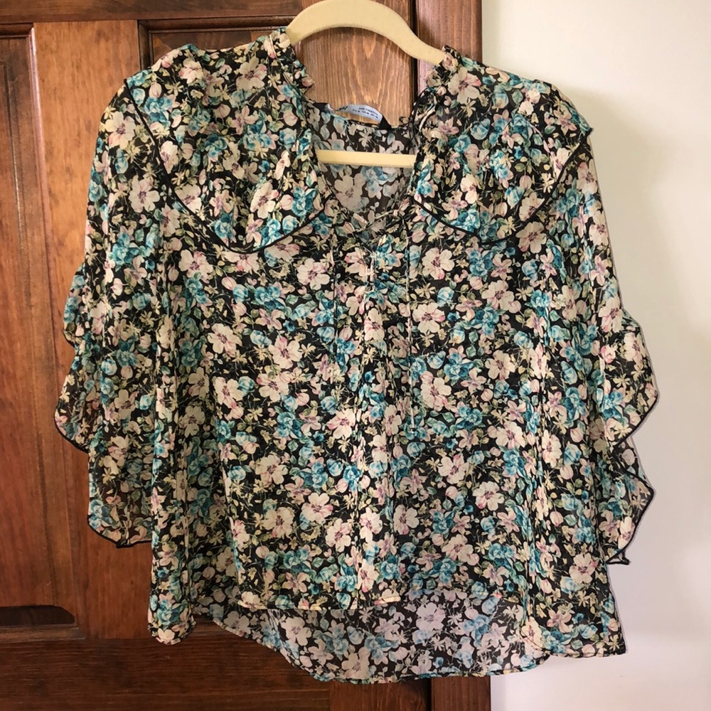 Zara Floral blouse